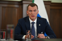 Во время «Прямой линии» Михаил Дегтярев еще раз объяснил, кто и когда получит наборы для новорожденных