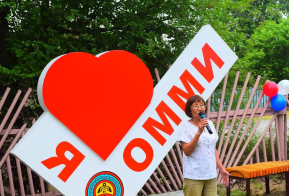 В селе Омми состоялось праздничное открытие площадки для отдыха и проведения досуга