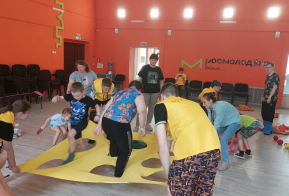 Игровая программа «В кругу друзей»